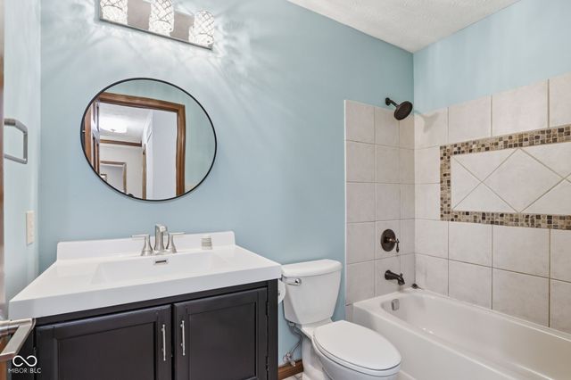 1007 Mount Vernon Court, Greenwood, IN 46142