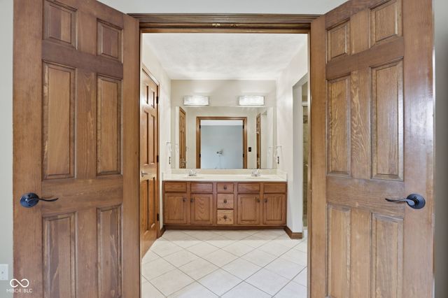 1007 Mount Vernon Court, Greenwood, IN 46142