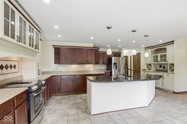 1007 Mount Vernon Court, Greenwood, IN 46142