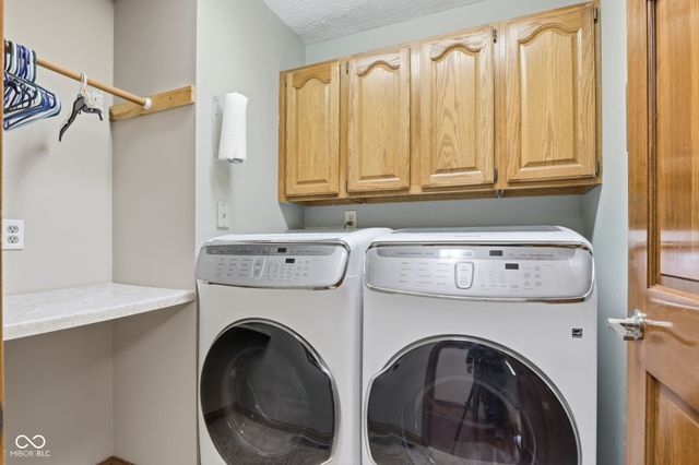 1007 Mount Vernon Court, Greenwood, IN 46142