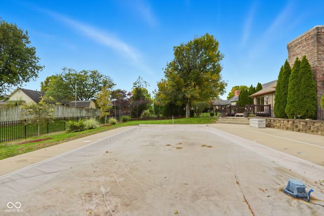 1007 Mount Vernon Court, Greenwood, IN 46142