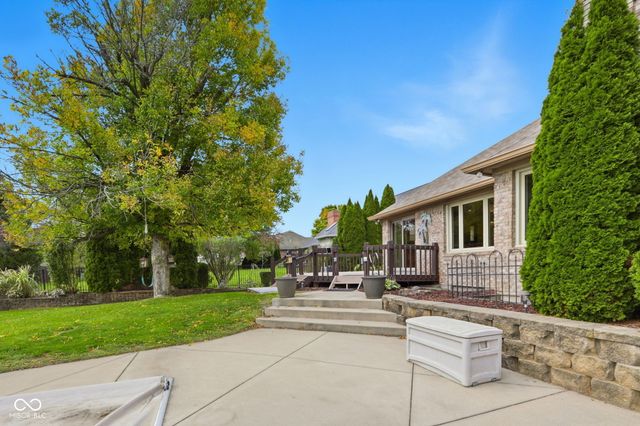 1007 Mount Vernon Court, Greenwood, IN 46142