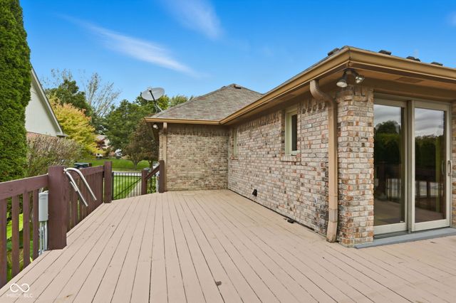 1007 Mount Vernon Court, Greenwood, IN 46142