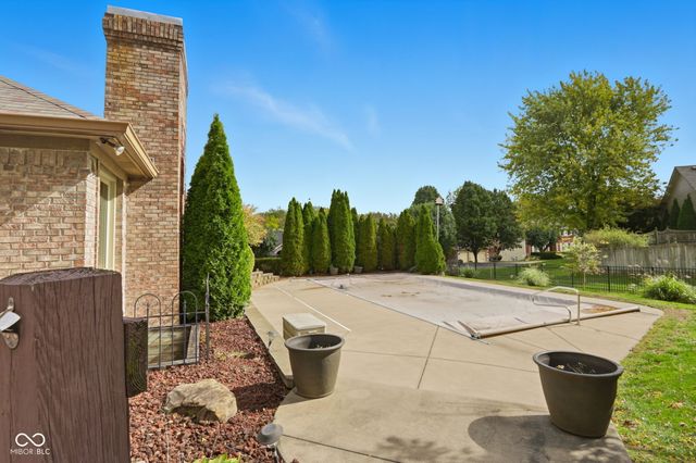 1007 Mount Vernon Court, Greenwood, IN 46142