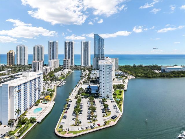 300 Bayview Dr 307, Sunny Isles Beach, FL 33160