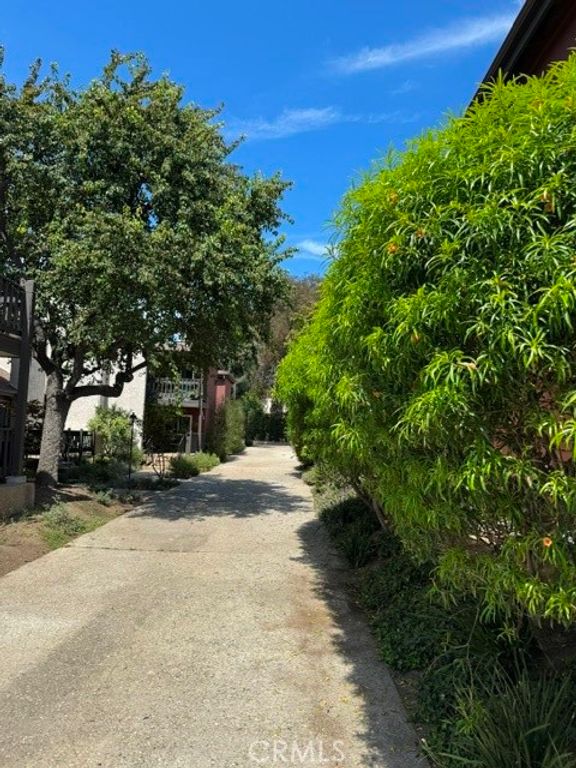 5118 Maytime Lane 10, Culver City, CA 90230 — photo 2