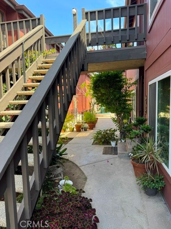 5118 Maytime Lane 10, Culver City, CA 90230 — photo 3