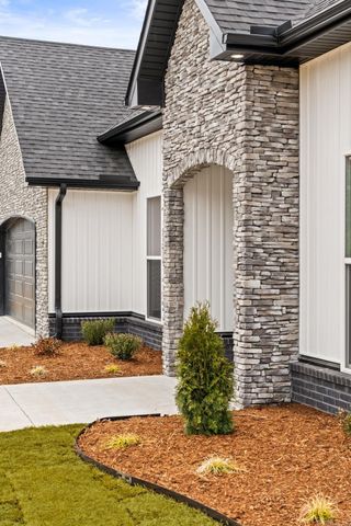 6193 Creekwater Drive, Alexander, AR 72002