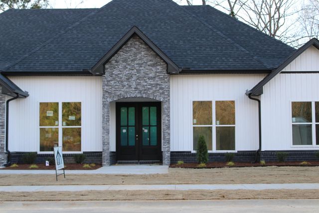 6193 Creekwater Drive, Alexander, AR 72002