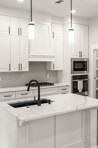 6193 Creekwater Drive, Alexander, AR 72002