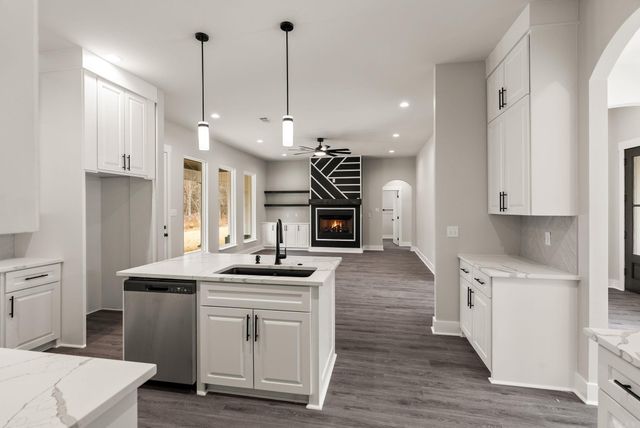 6193 Creekwater Drive, Alexander, AR 72002