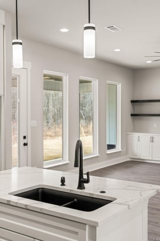 6193 Creekwater Drive, Alexander, AR 72002