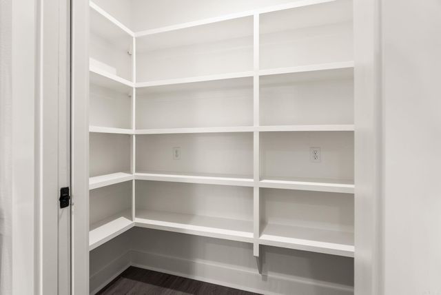 6193 Creekwater Drive, Alexander, AR 72002