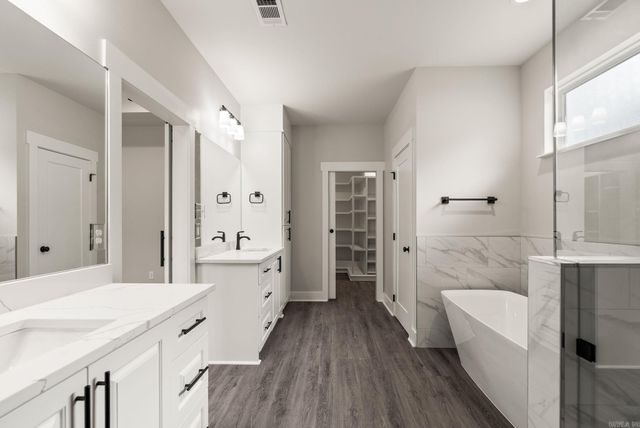 6193 Creekwater Drive, Alexander, AR 72002