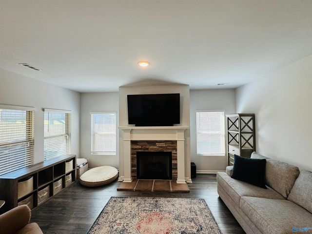 113 Branton Court, New Market, AL 35761