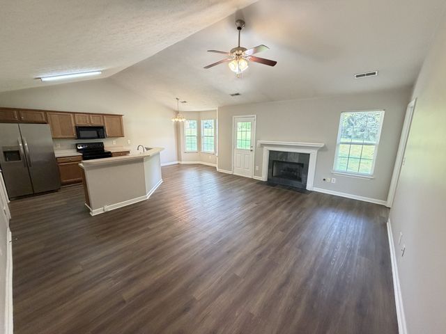 1008 Monticello Pl, Gallatin, TN 37066