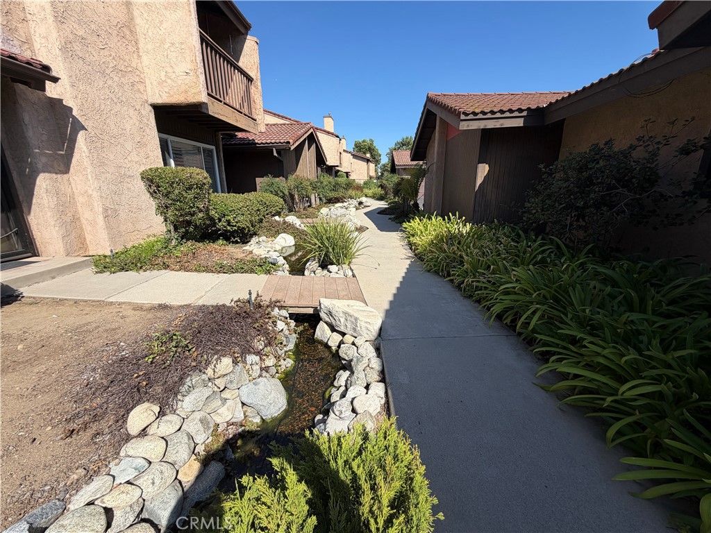 149 S Hollenbeck Avenue, Covina, CA 91723 — photo 4