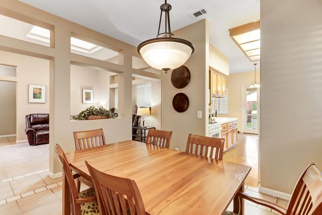 3404 Grimshaw Way, Elk Grove, CA 95758