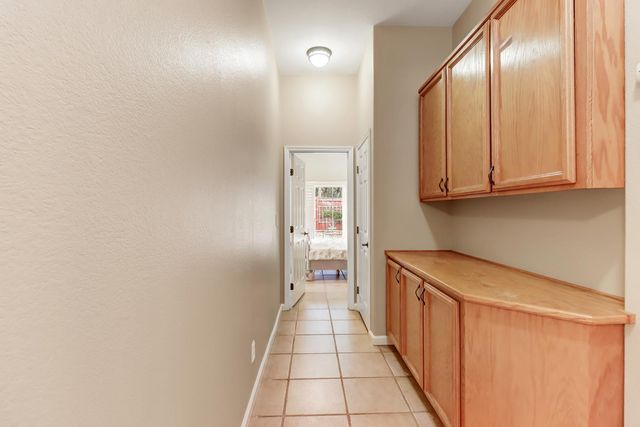 3404 Grimshaw Way, Elk Grove, CA 95758