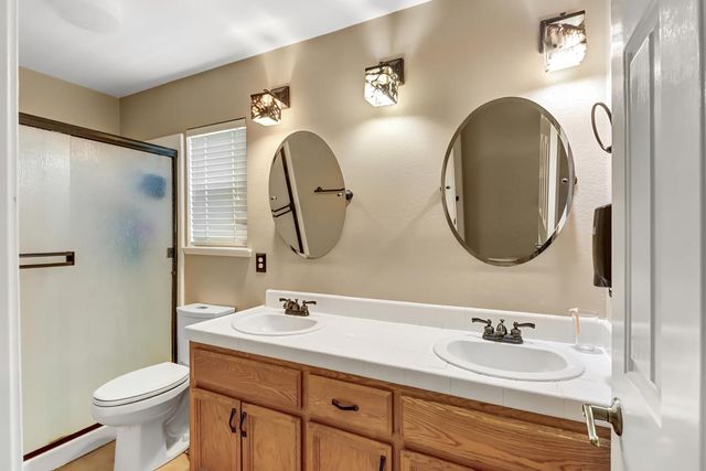 3404 Grimshaw Way, Elk Grove, CA 95758