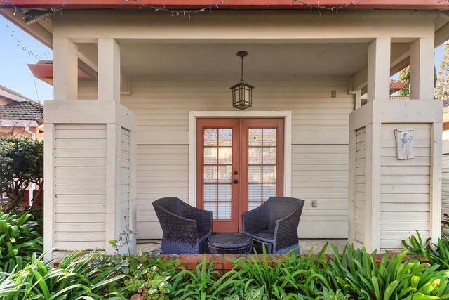 3404 Grimshaw Way, Elk Grove, CA 95758