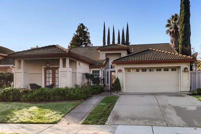 3404 Grimshaw Way, Elk Grove, CA 95758