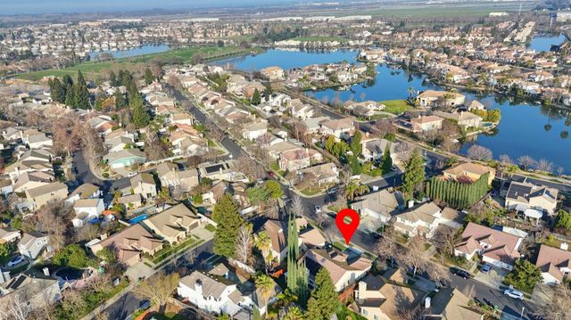 3404 Grimshaw Way, Elk Grove, CA 95758