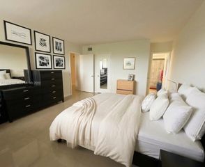 1881 Middle River Dr 704, Fort Lauderdale, FL 33305