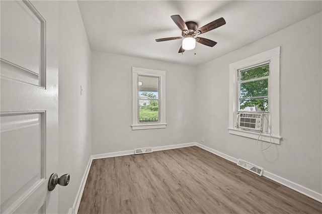 619 S Ash Avenue, Independence, MO 64053