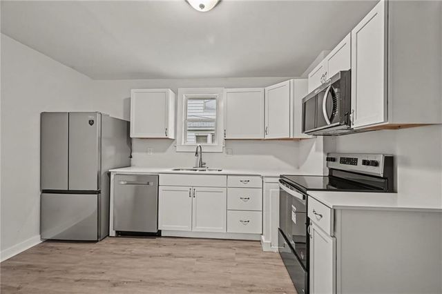 619 S Ash Avenue, Independence, MO 64053