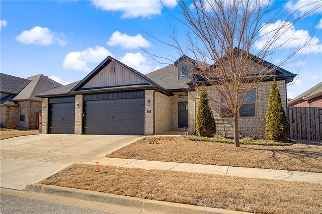 615 N Phoenix Road, Fayetteville, AR 72704