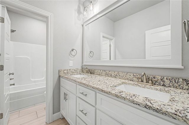 615 N Phoenix Road, Fayetteville, AR 72704