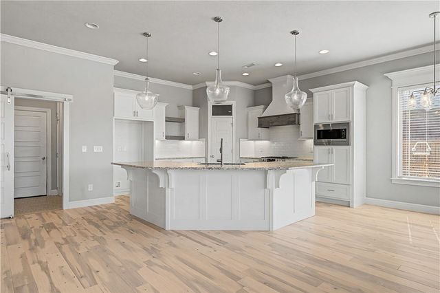 615 N Phoenix Road, Fayetteville, AR 72704