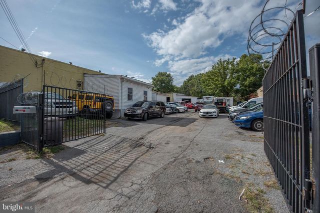 2838 BLADENSBURG RD NE, Washington, DC 20018