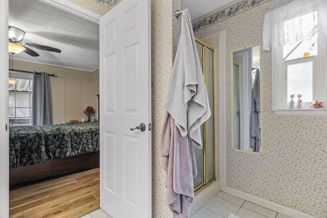 1077 Eagle Nest Road, Redding, CA 96003