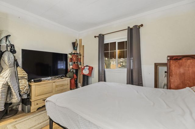 1077 Eagle Nest Road, Redding, CA 96003