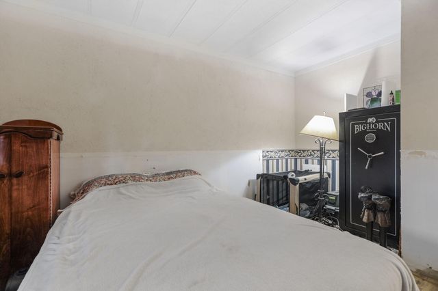 1077 Eagle Nest Road, Redding, CA 96003