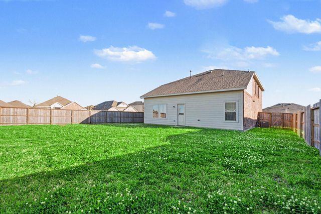 9502 Brookside Point Drive, Baytown, TX 77521