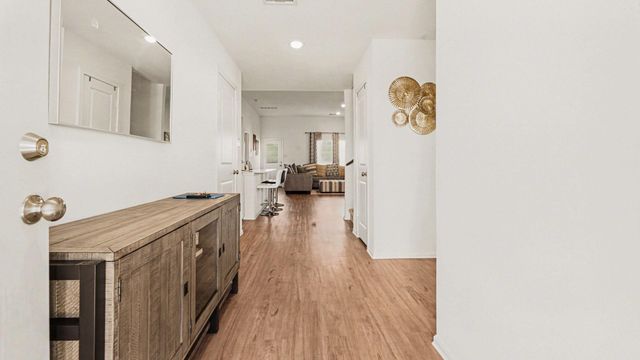 9502 Brookside Point Drive, Baytown, TX 77521