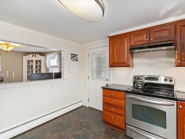 220 Burlington Ave, Wilmington, MA 01887