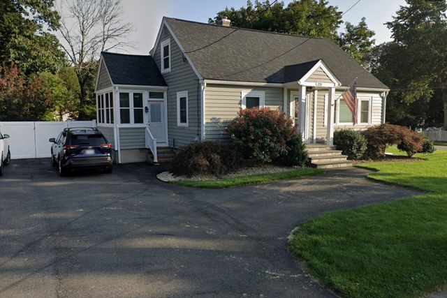 220 Burlington Ave, Wilmington, MA 01887