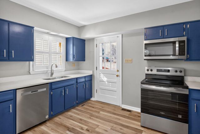 976 Fredericksburg Road, Lexington, KY 40504