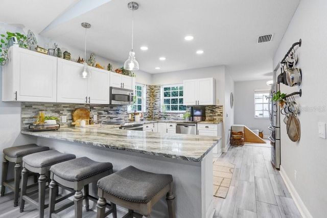 3122 W GRACE STREET, Tampa, FL 33607