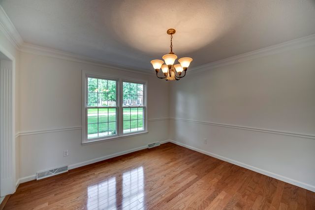 1394 Lannock Drive, Danville, KY 40422