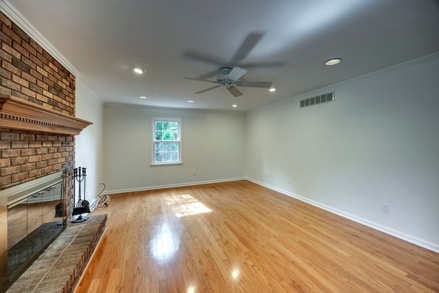 1394 Lannock Drive, Danville, KY 40422
