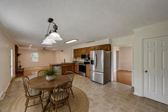 1394 Lannock Drive, Danville, KY 40422