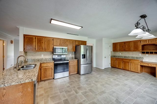 1394 Lannock Drive, Danville, KY 40422