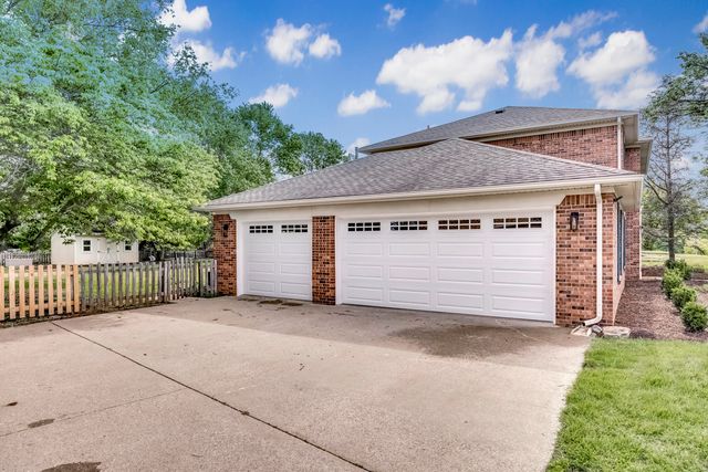 1394 Lannock Drive, Danville, KY 40422