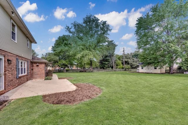 1394 Lannock Drive, Danville, KY 40422