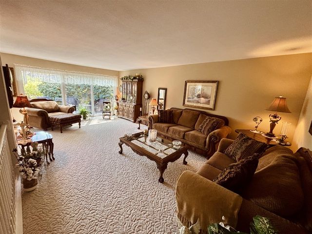 392 Eastmoor Avenue, Grand Rapids, MI 49546